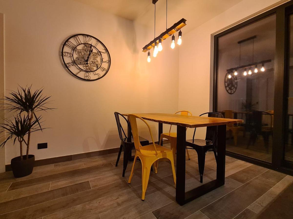 Yellow Uptown 70 - Fiera Milano Pero Eksteriør bilde